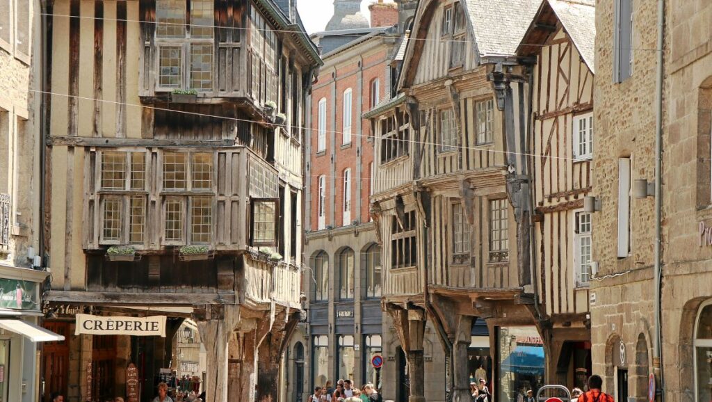 230606_Dinan